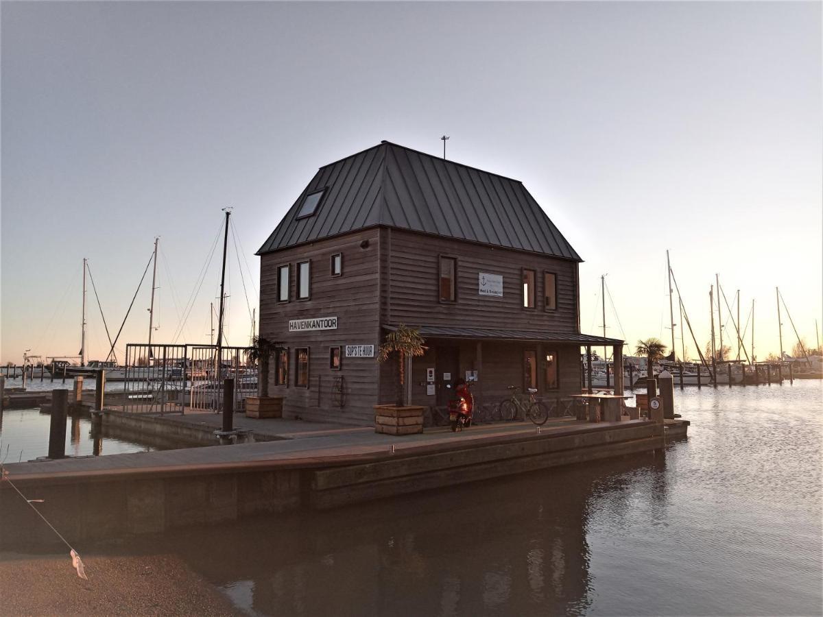 Kaap Hoorn Club Bed En Breakfast Exterior photo